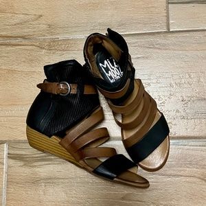 Miz Mooz Ferris Wedge gladiator sandal NWOT